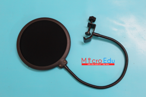 Màng lọc âm Pop filter có làm góc thu âm chuyên nghiệp hơn?
